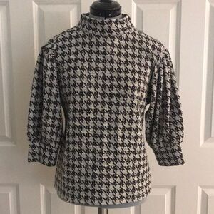 Ann Taylor Black & White Houndstooth Knit Top Puff Shoulders Mock Turtleneck S